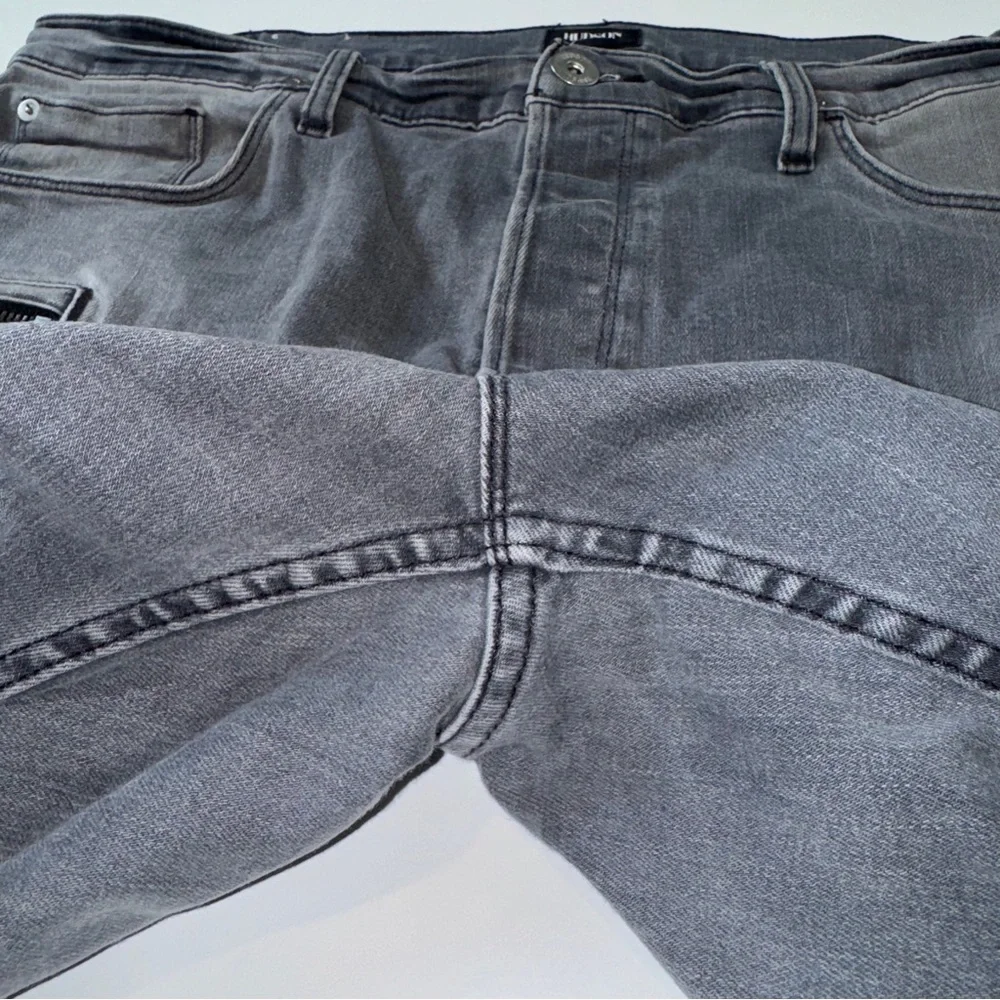 Hudson Broderick Gray Cutoff Denim Shorts Size 38‎